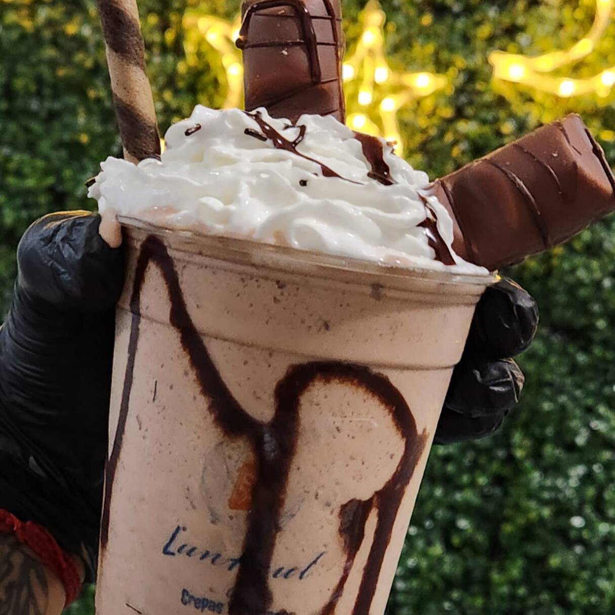 Frappe Kinder Bueno