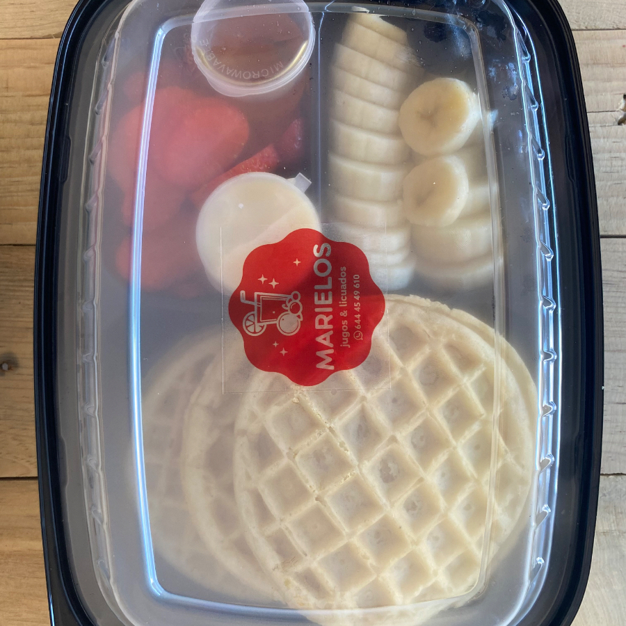 Orden de Waffles con Fruta