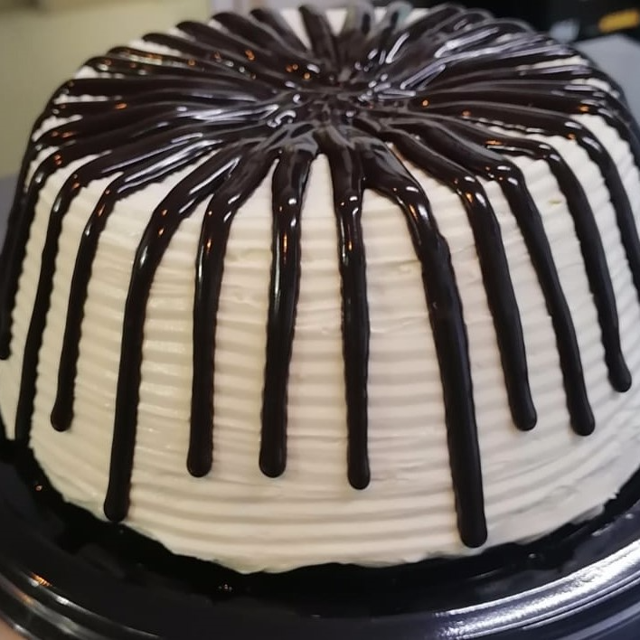 Pastel Chorreado Mediano