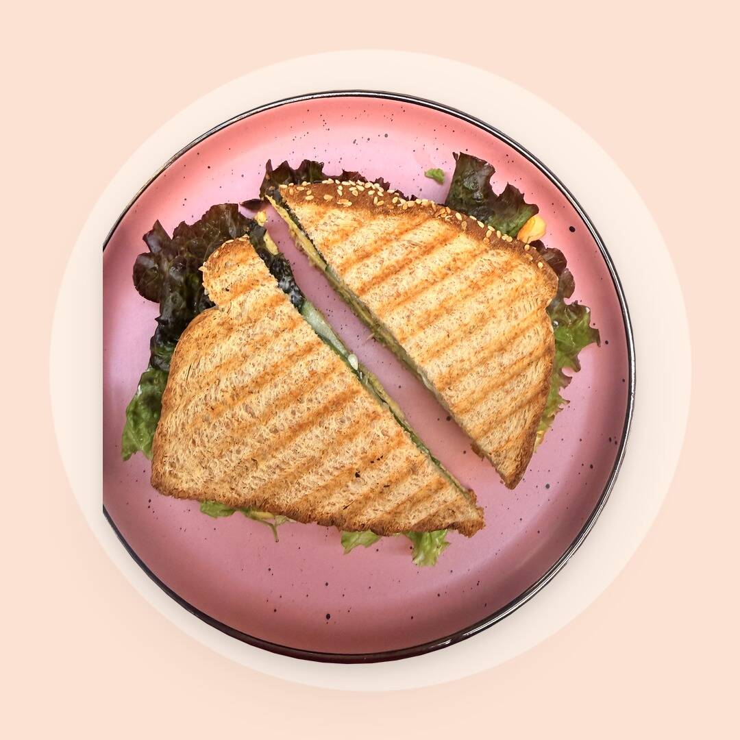 Sándwich de pollo a la plancha