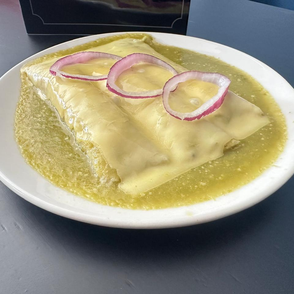 ENCHILADAS SUIZAS