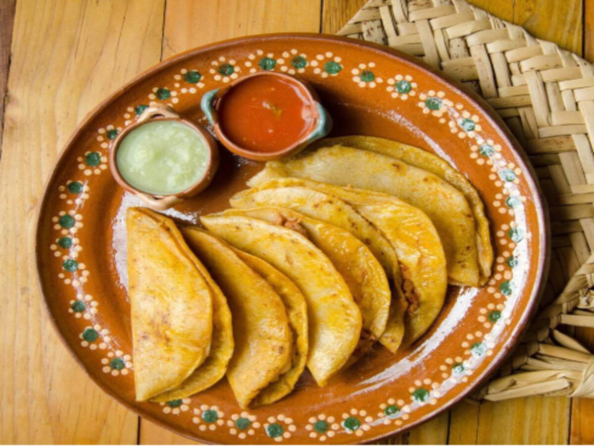 El Milagro Tacos de Canasta