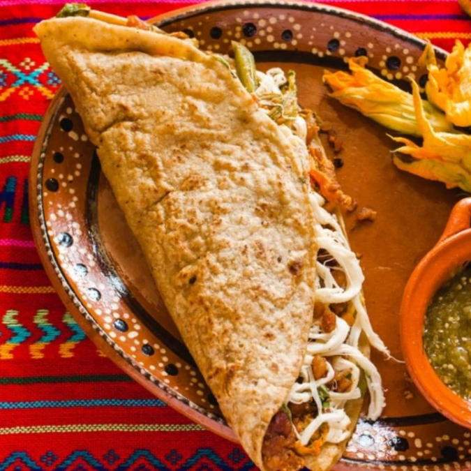 Quesadilla de Maiz Dorada o Al Comal