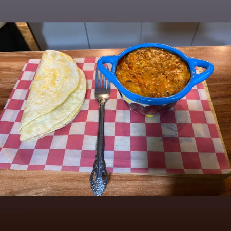Queso con Chorizo (Cazuelita)