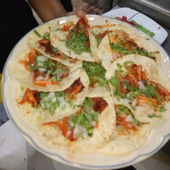 Tacos al pastor 5 tacos la orden