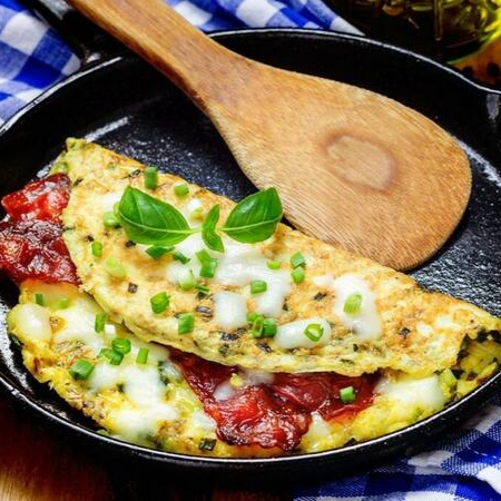 Omelete (3 ovos) C/ Bacon.