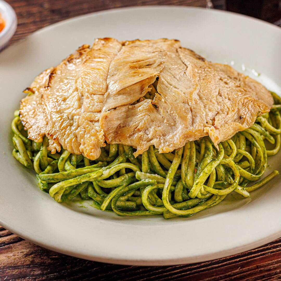 Oro 350ml + Tallarines Verdes con Pollo