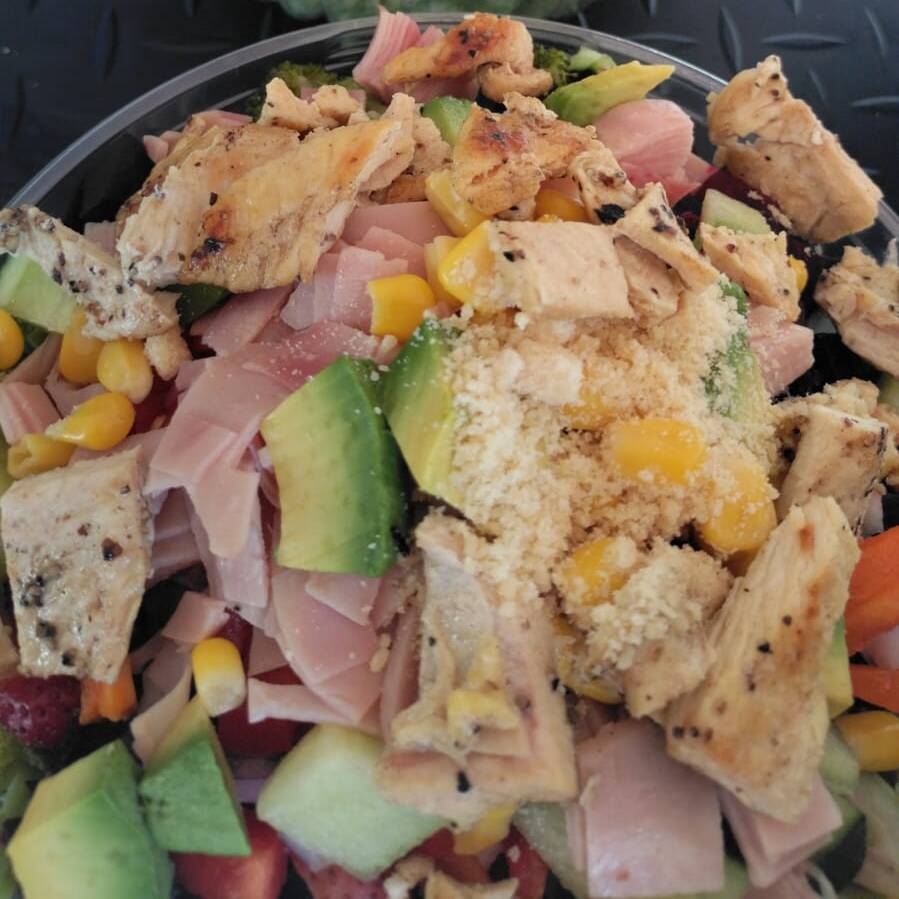 Ensalada de Pollo con Jamón