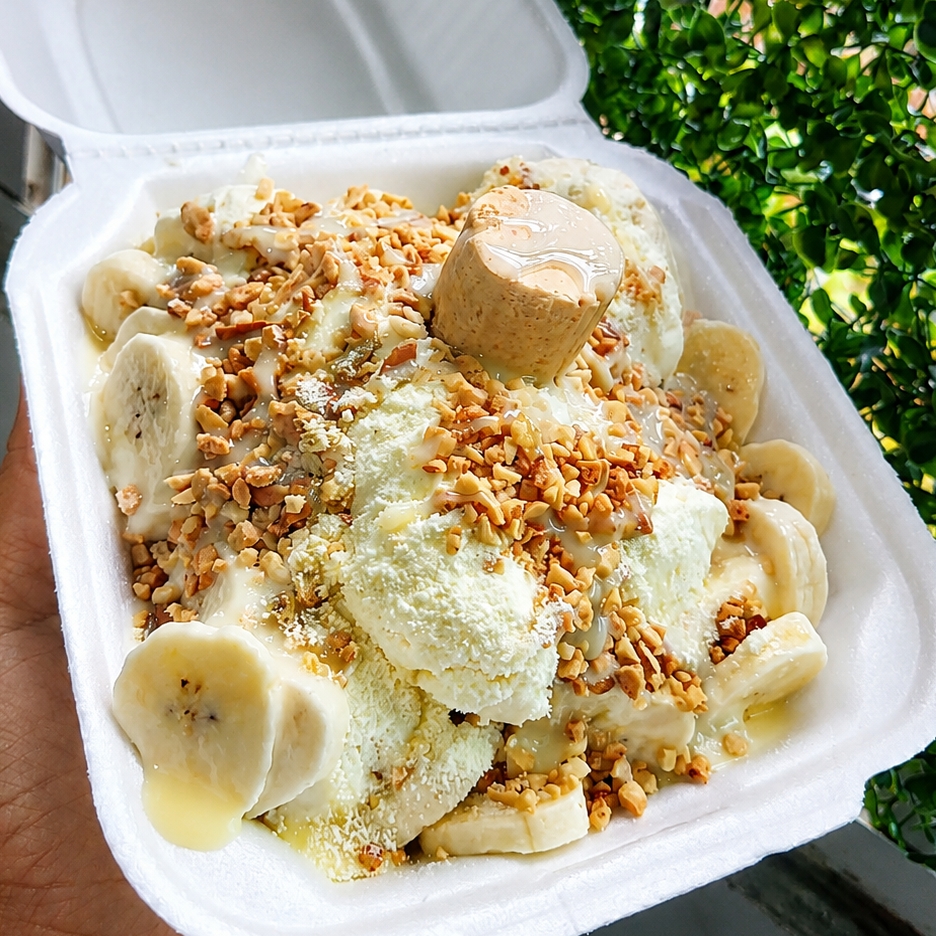CUPUAÇU CREMOSO e IRRESISTÍVEL DA TRÍBUS 😋
ESCOLHA ATÉ 4 COMPLEMENTOS GRÁTIS, 1 CALDA E 1 FRUTA