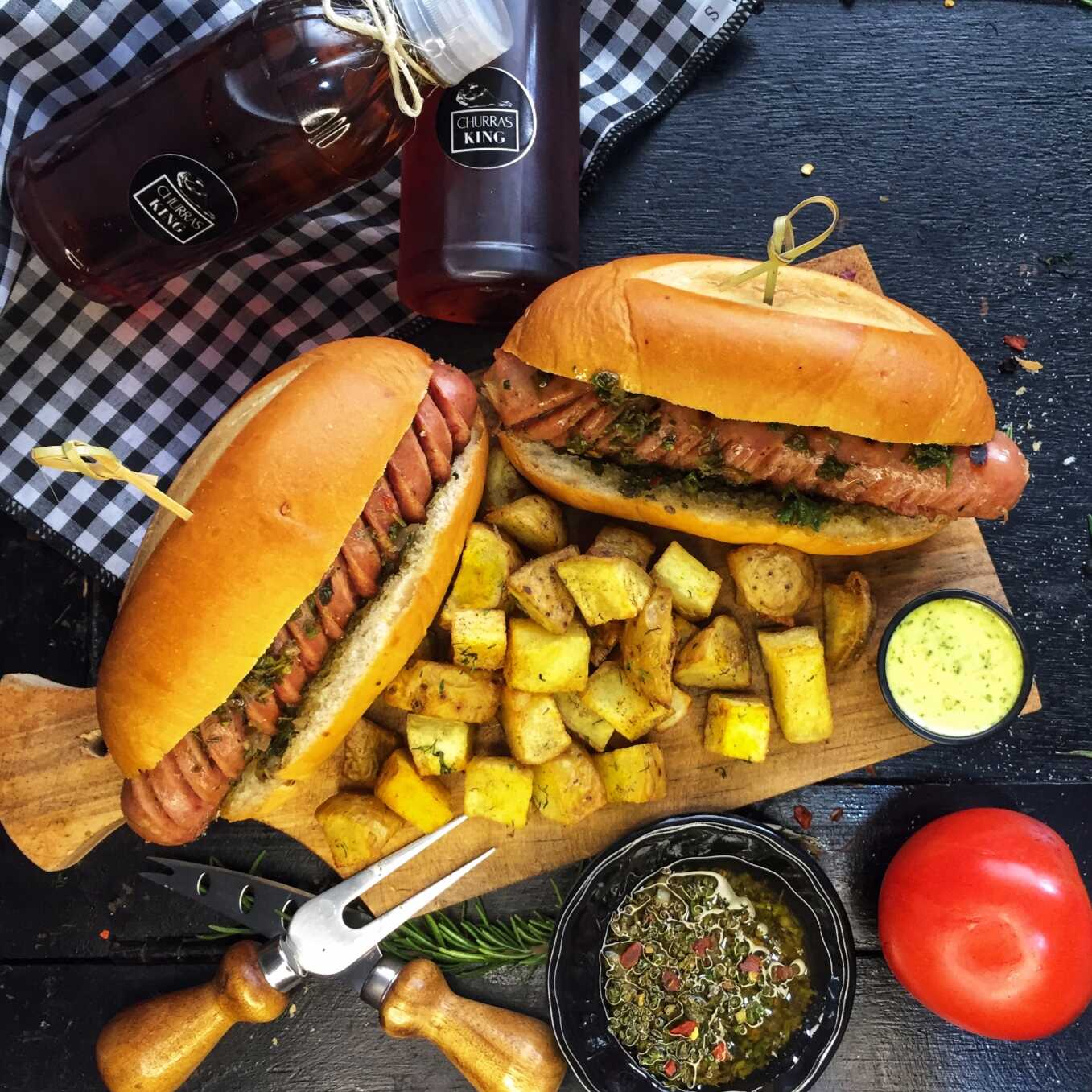 2 Panchos en Combo con Papas y Bebida