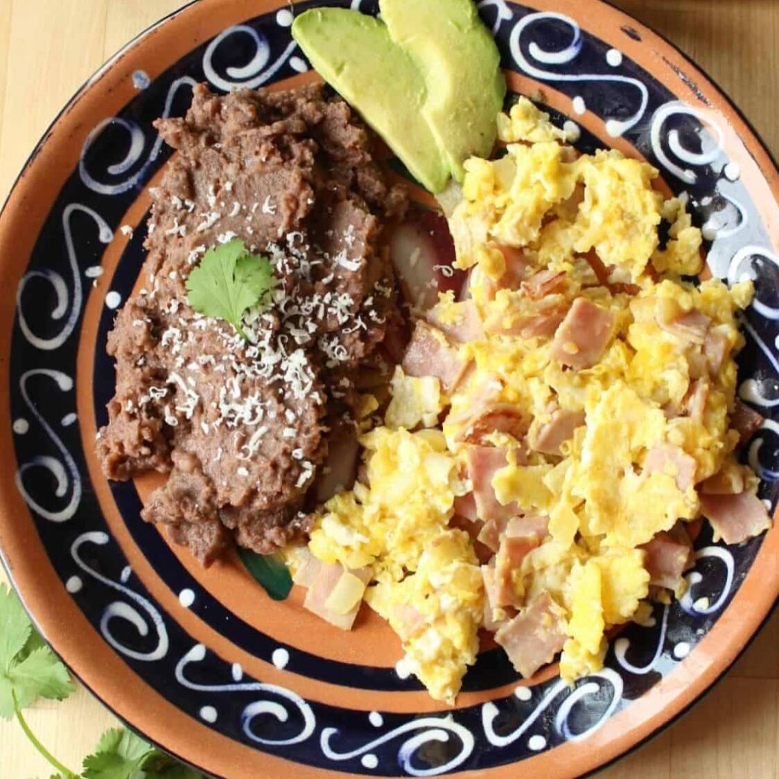 Huevos con Jamón