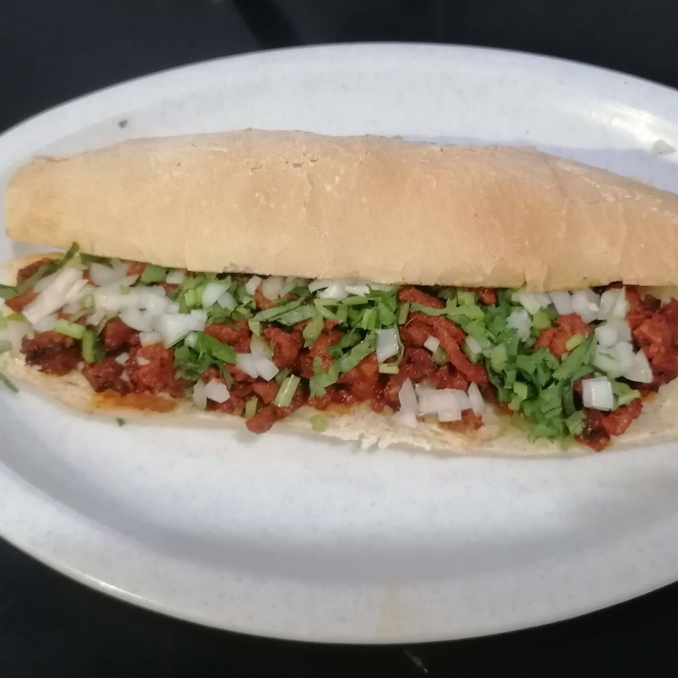 Lonche de Adobada