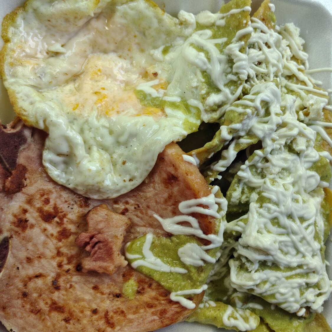 CHILAQUILES VERDES