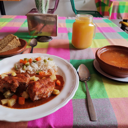 COSTILLITAS DE CERDO EN SALSA