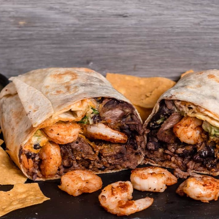 Mega Burrito MAR Y TIERRA