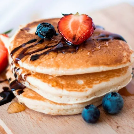 3 Hot Cakes Chicos