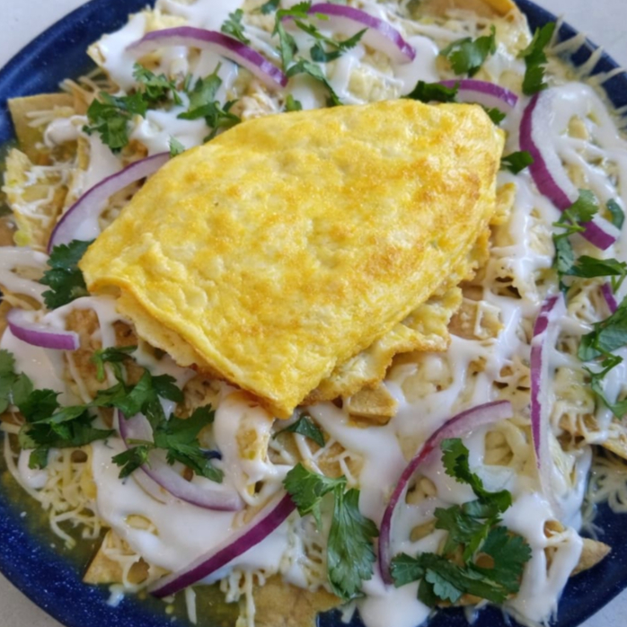 Chilaquiles Verdes con Omelet