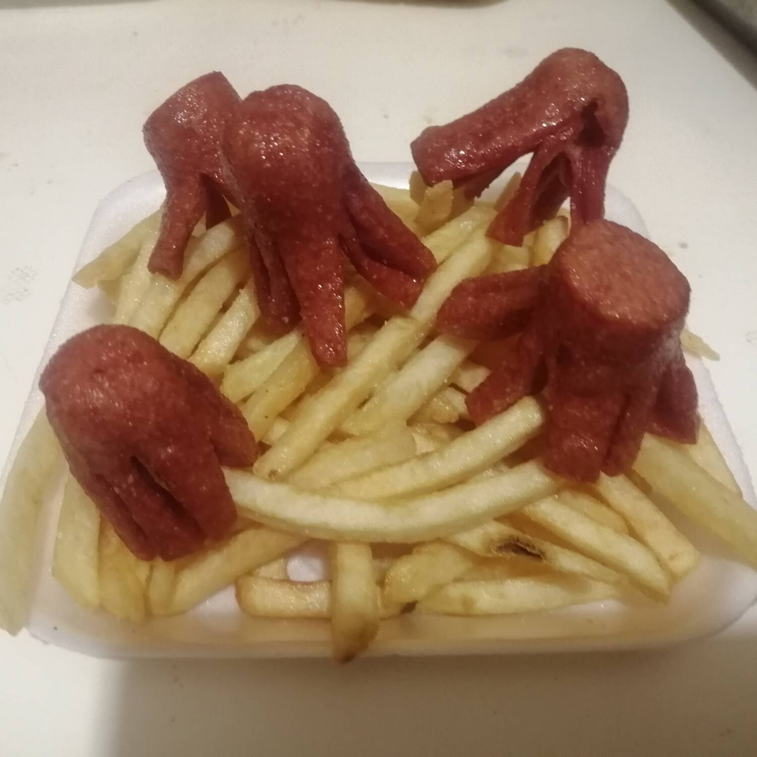 SALCHIPAPAS