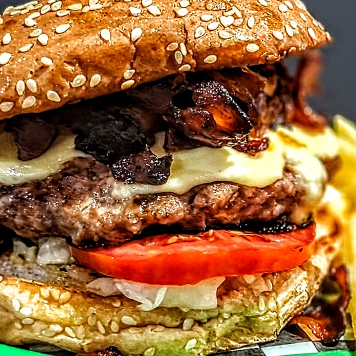 Burger Sencilla con Papas