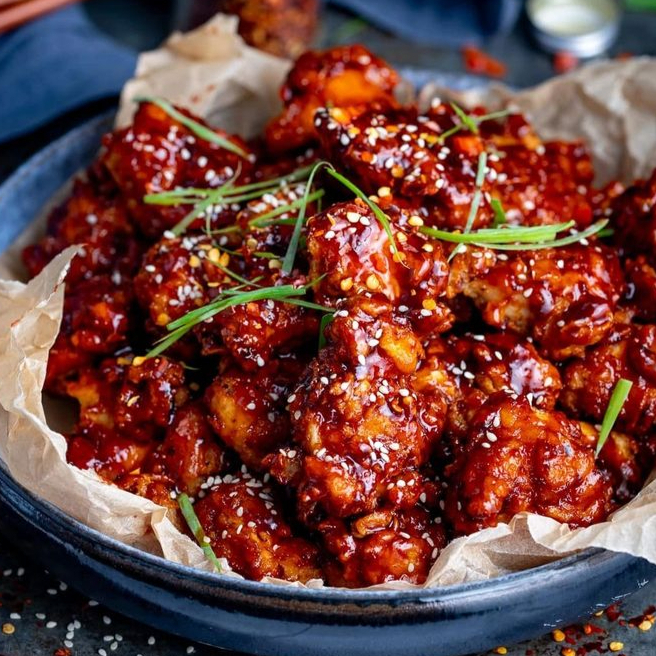 Boneless de 16pz con Papas.