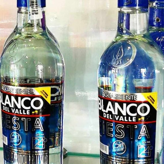 2 Botellas de Aguardiente Tapa Azul