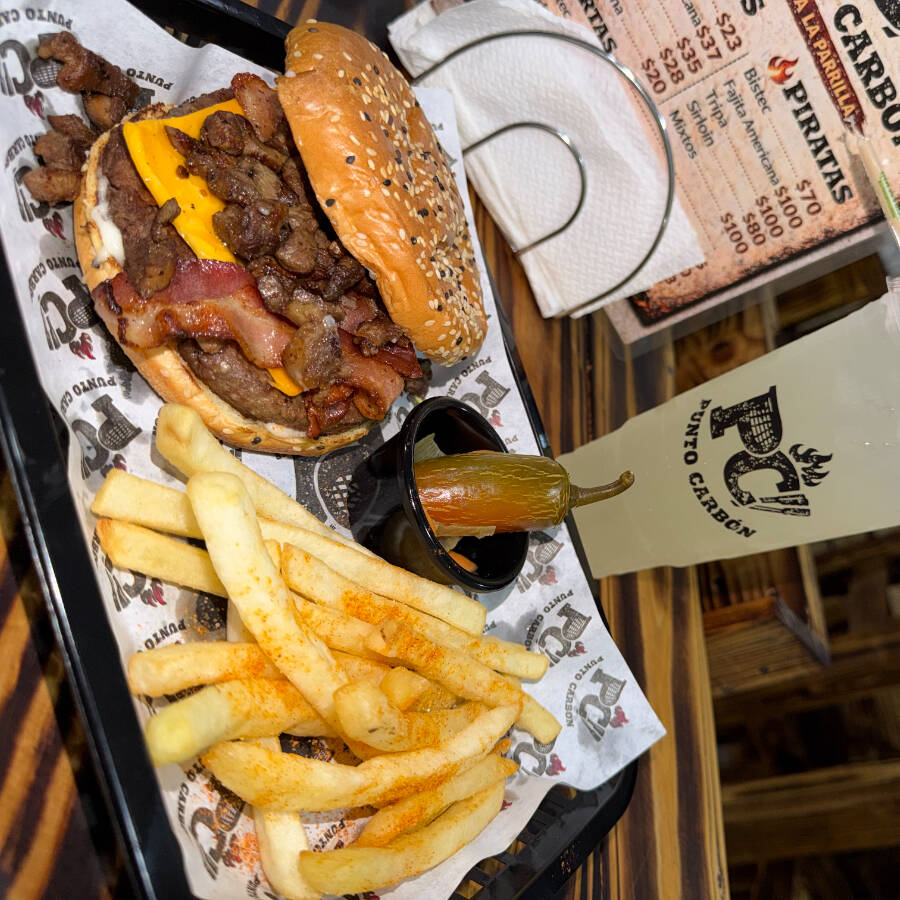 Hamburguesa Punto Carbon