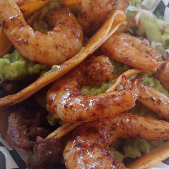 Tacos De Carne Asada Y Camarones