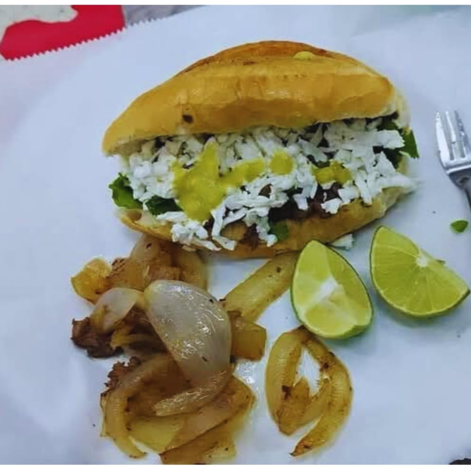 Torta de Arrachera