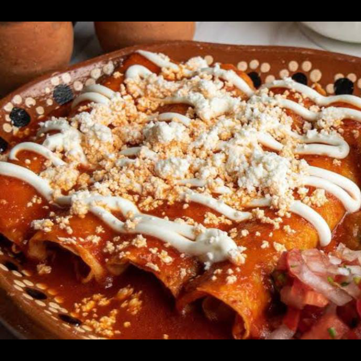Enchiladas Rojas De Carne Molida