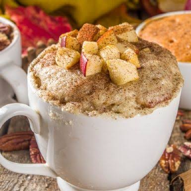 MUG CAKE DE MANZANA