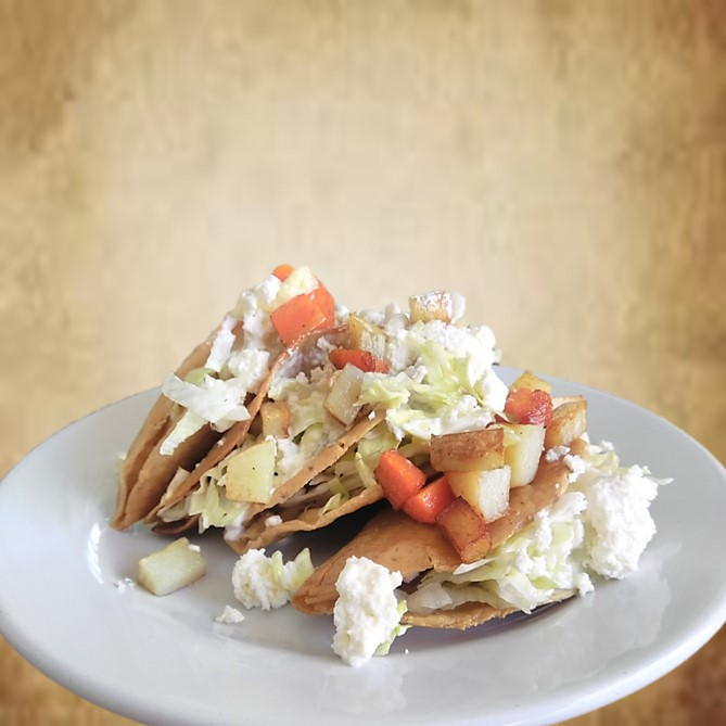 Tacos Dorados de Carnitas