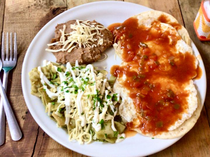 HUEVOS RANCHEROS