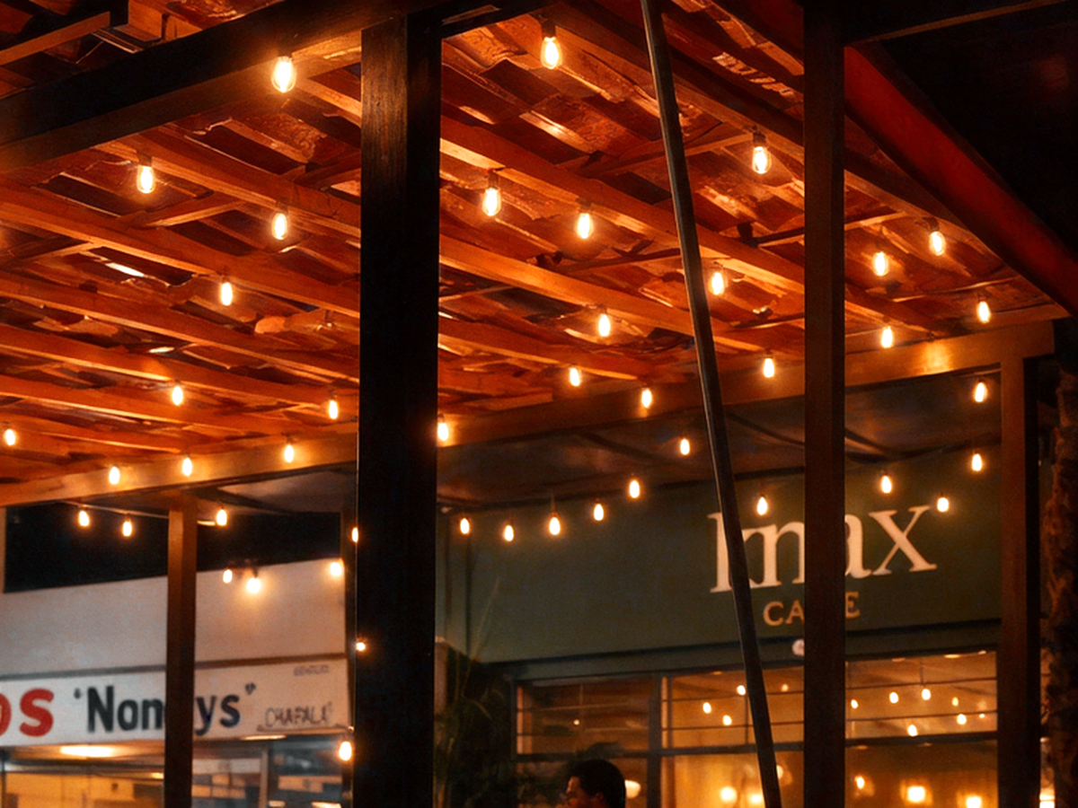 KAAX CAFE