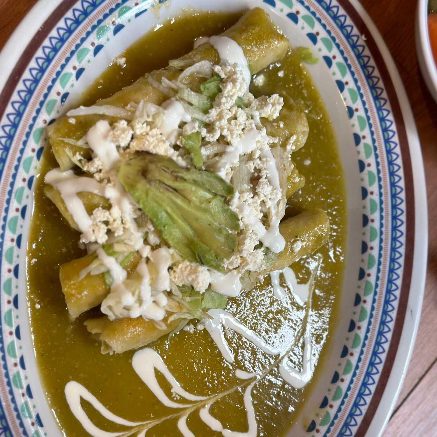 TACOS DORADOS SALSA VERDE DE LONGANIZA