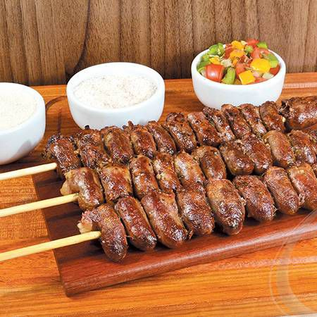 Sensacional Espetinho de Coração de Galinha!( Serve 1 Pessoa)