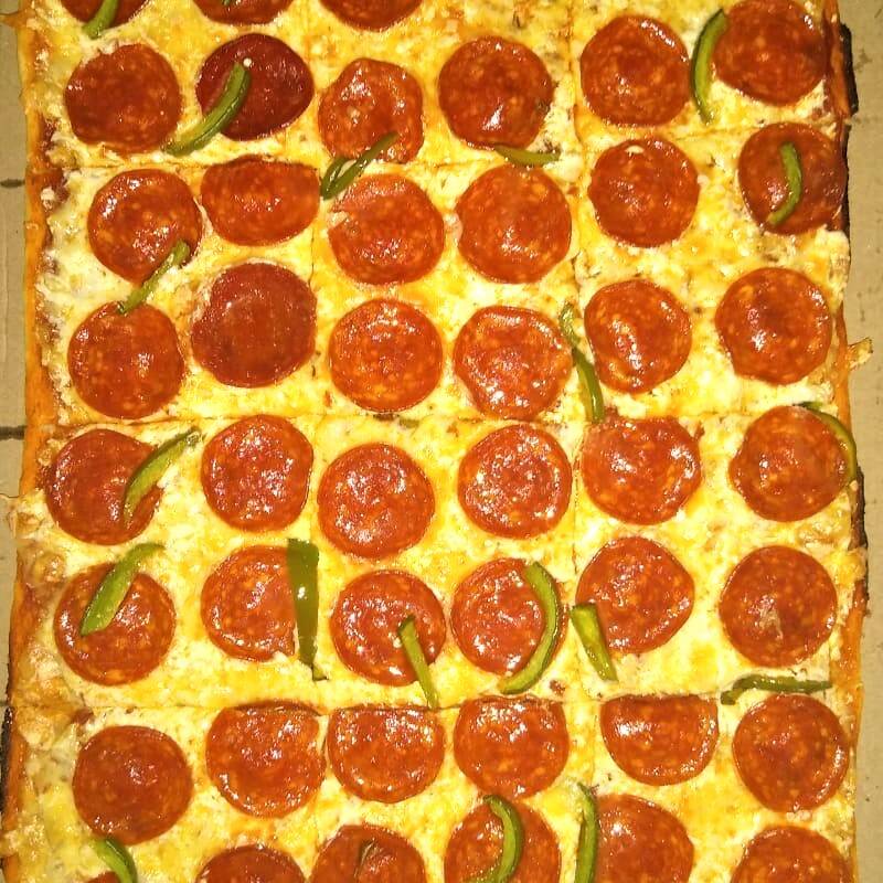 Pizza Chica de Pepperoni