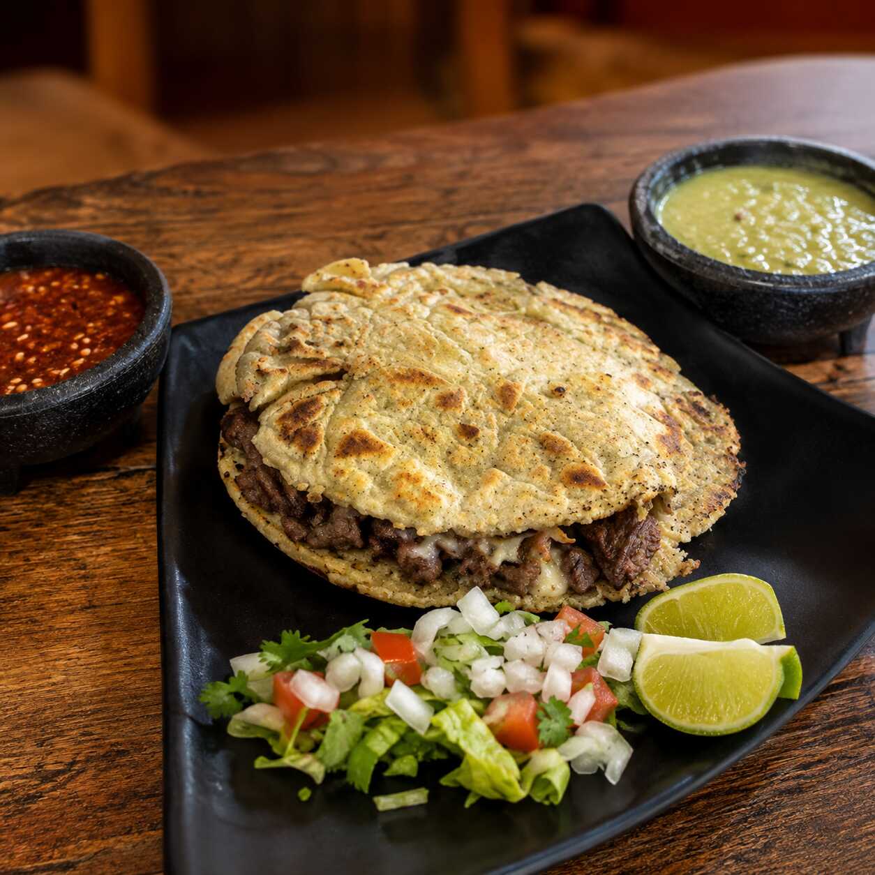 Gordita de Carne Asada