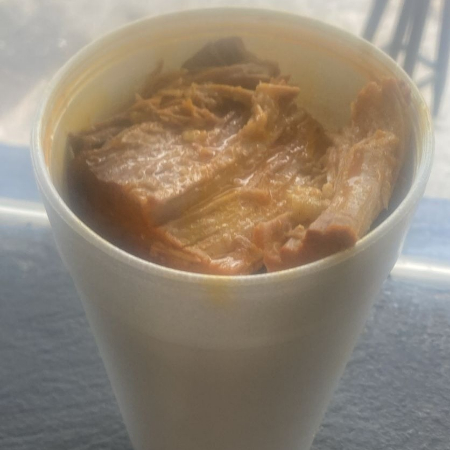 1 KG DE COCHINITA PIBIL MACIZA