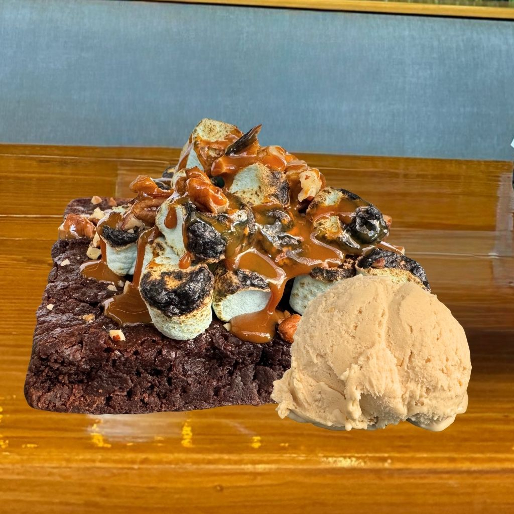Brownie de Chocolate con Helado de Mazapan