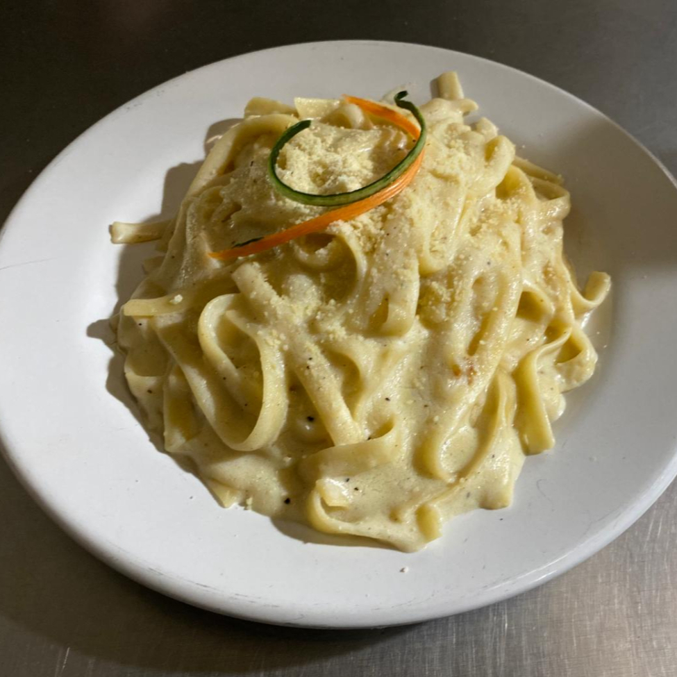 FETUCCINI ALFREDO