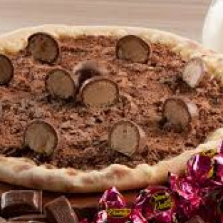 chocolate preto,chocolate branco e bombons sonhos valsa.