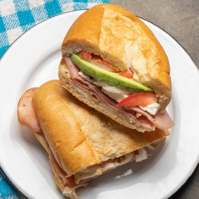 1 TORTA DE JAMON CON QUESO