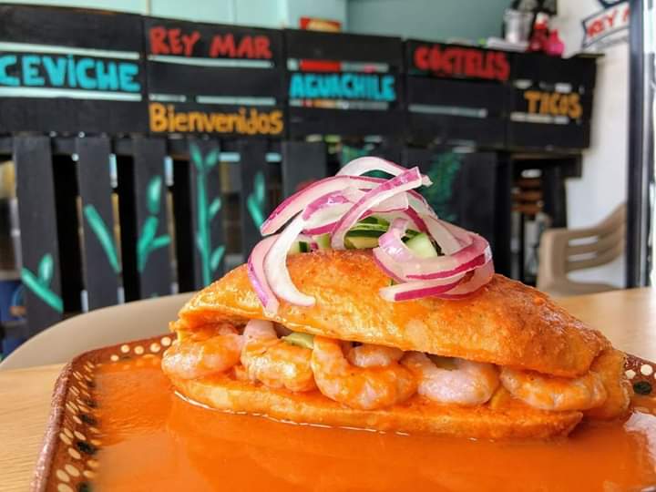 Torta Ahogada Salsa Especial Aderezada