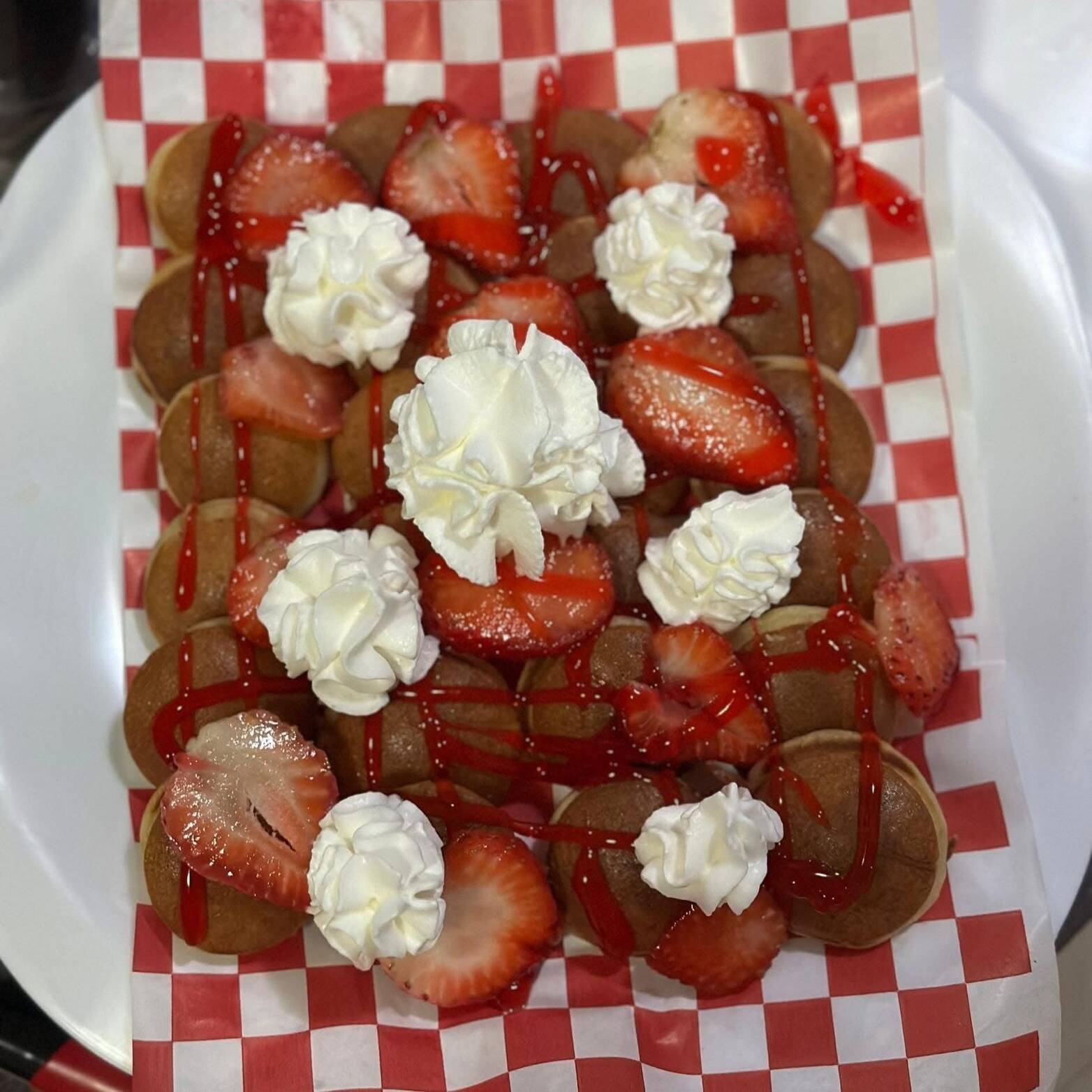 24 Mini Hot Cakes
