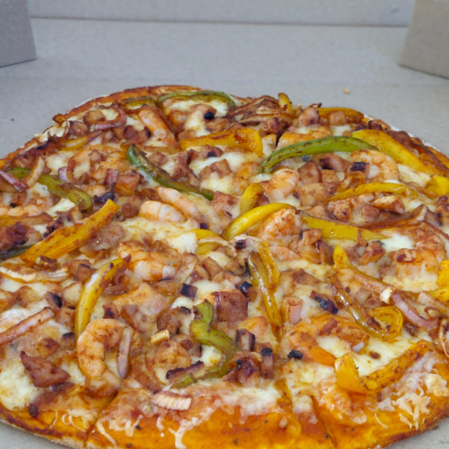 PIZZA DE PULPO Y CAMARÓN MEDIANA