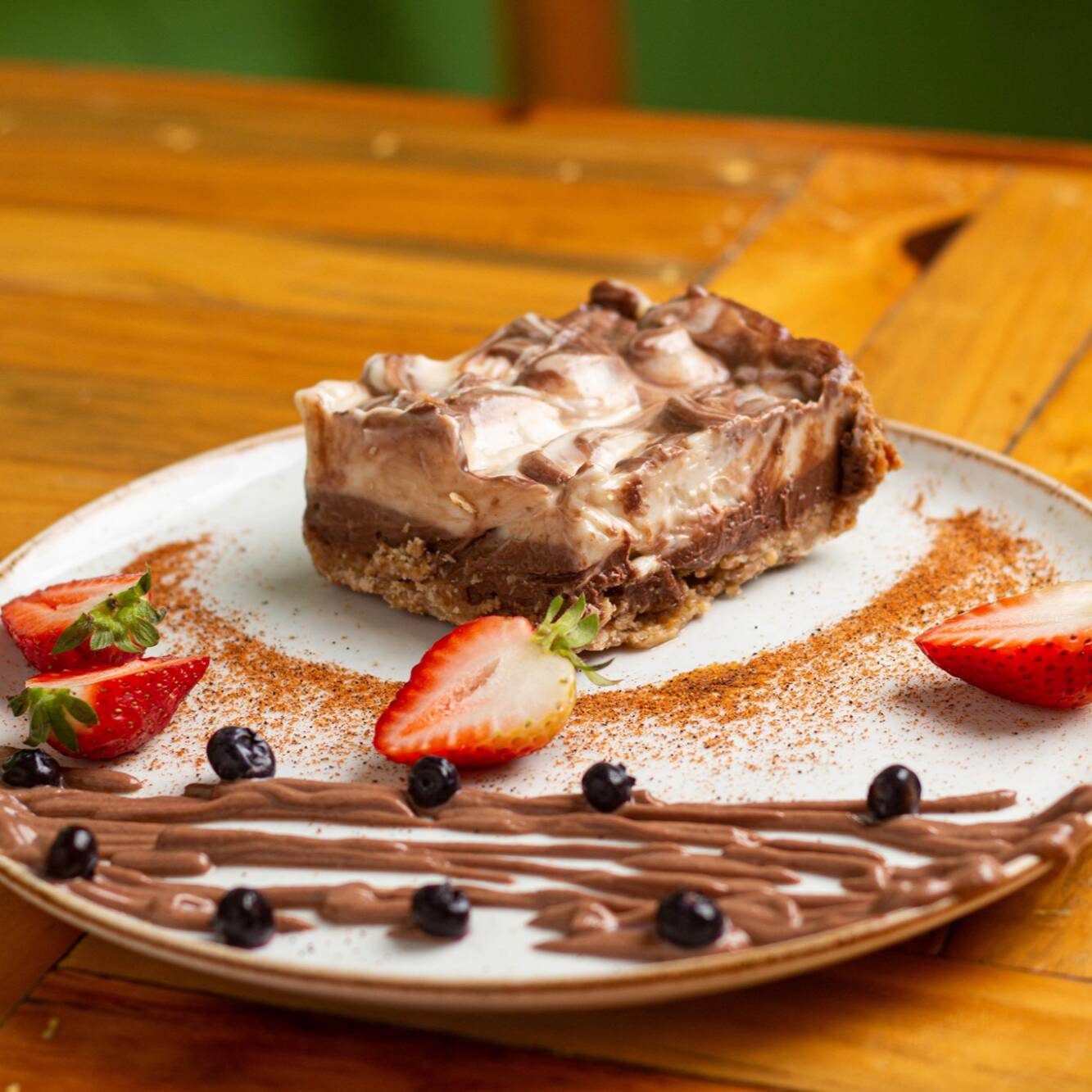 Cheesecake Marmoleado y Ice Latte