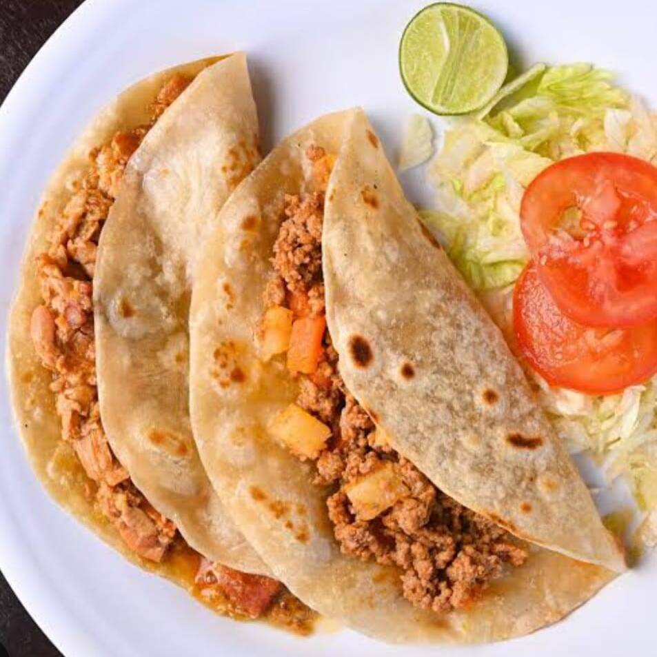 Taco de Harina Deshebrada de Res