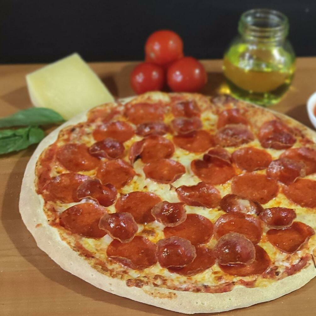 COMBO MEDIANA (Pizza para Dos + Gaseosa 400)