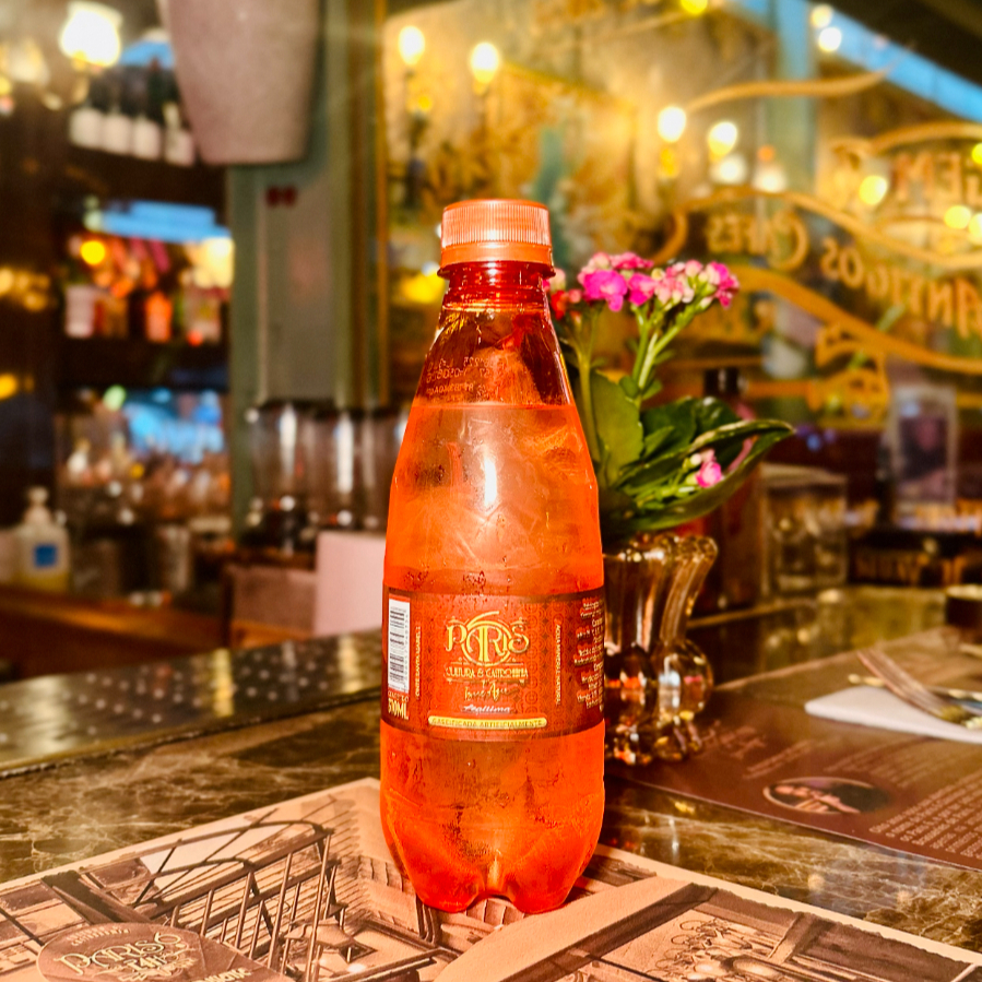 Água com gás Paris 6