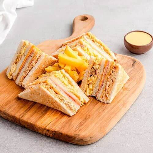 CLUB SANDWICH